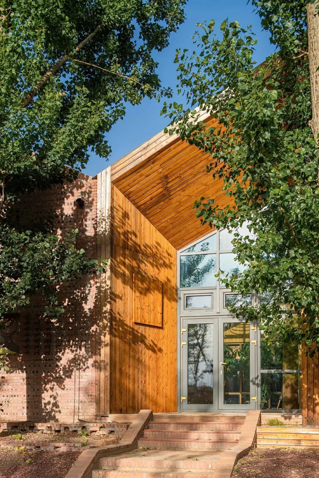 乡村振兴谋划不全不细典型案例,国内外乡村振兴典型代表及案例