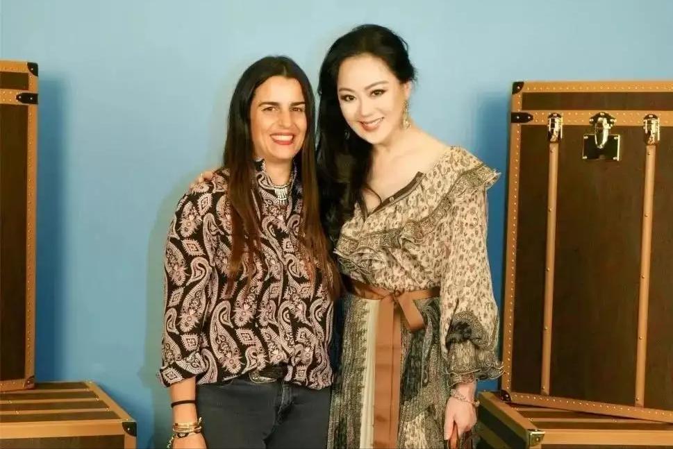 章小蕙凭什么还清债务,章小蕙现资产多少亿