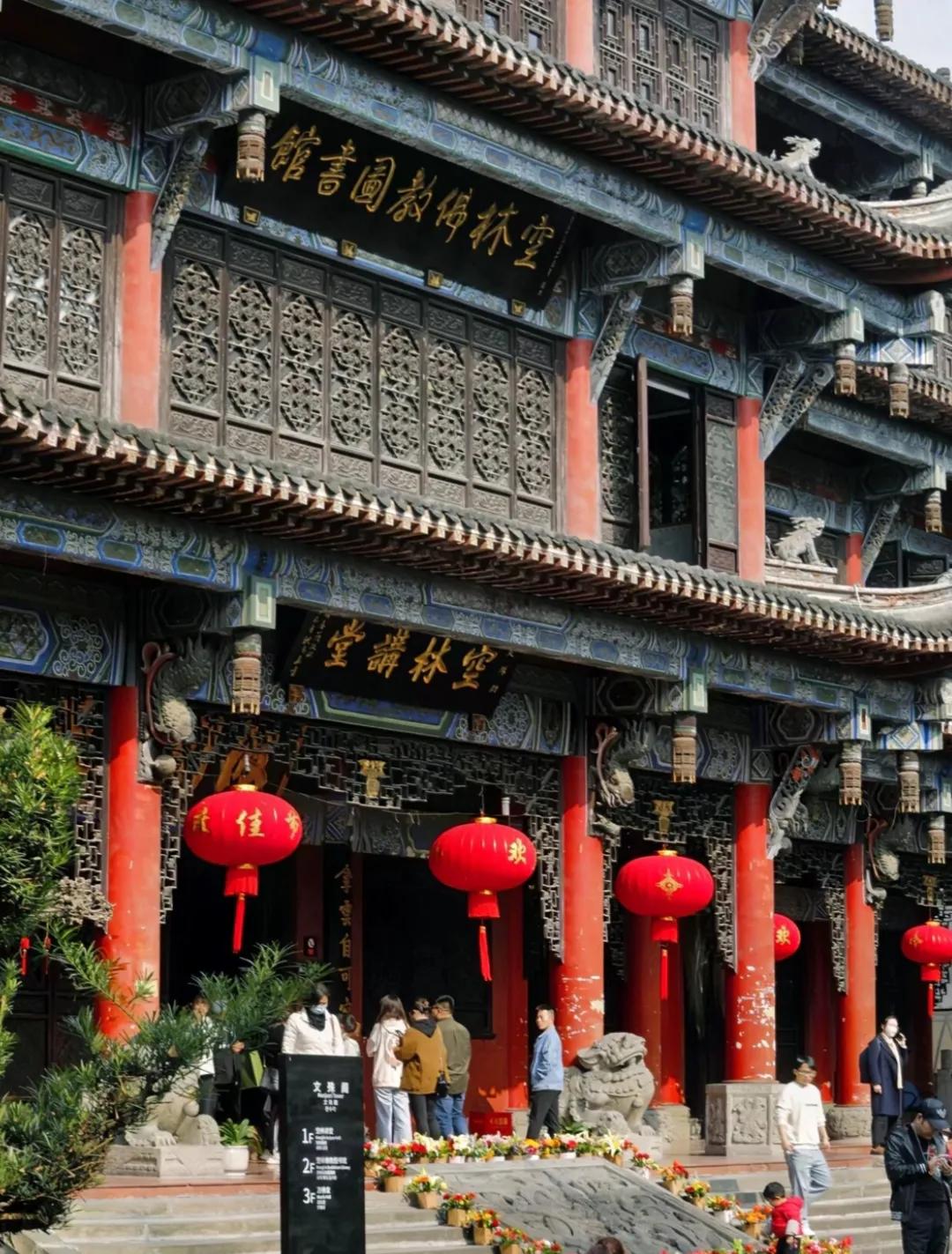 品尝川菜与领略川渝文化,品尝了一年四季的成都美食