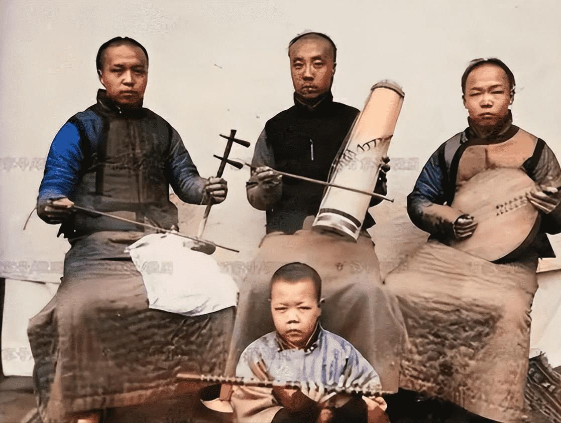 日军日记：*安妇慰**不服从管教，我很愤怒，用*刀刺**插入她的*体下**