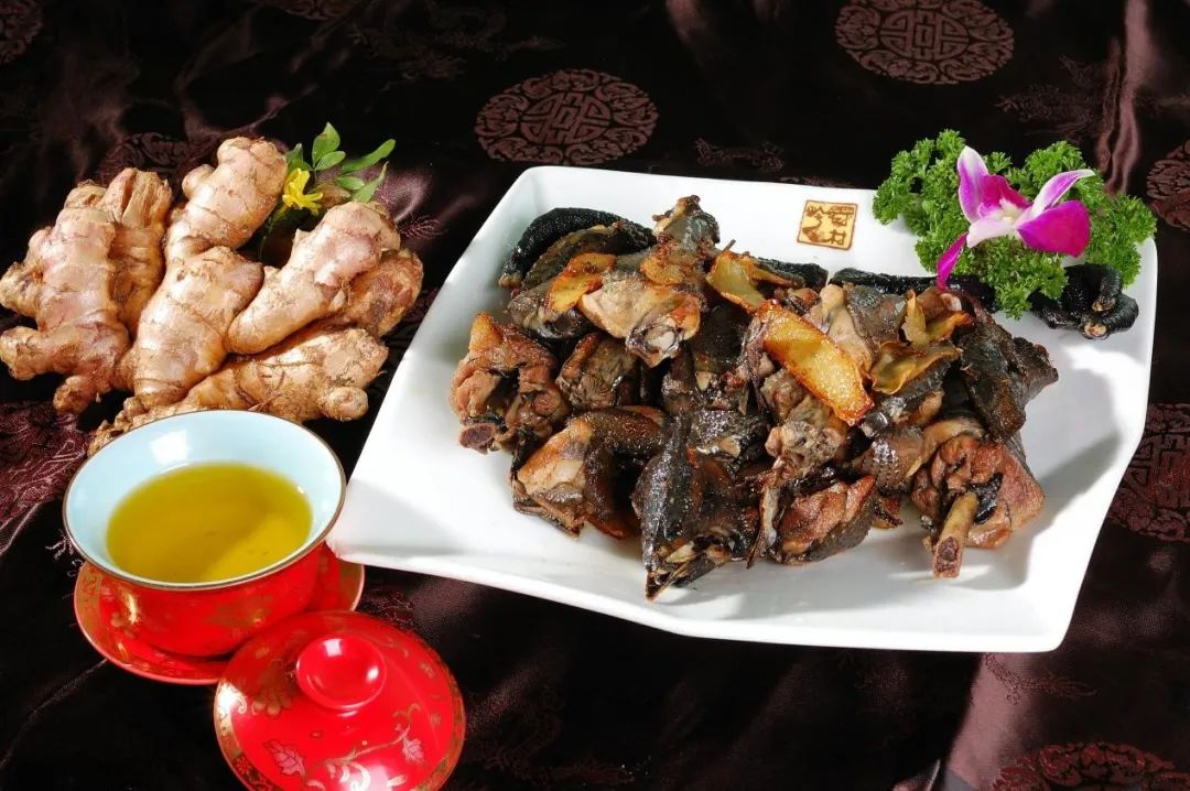 泉州到哈尔滨冰雕攻略,泉州德化冰墩墩