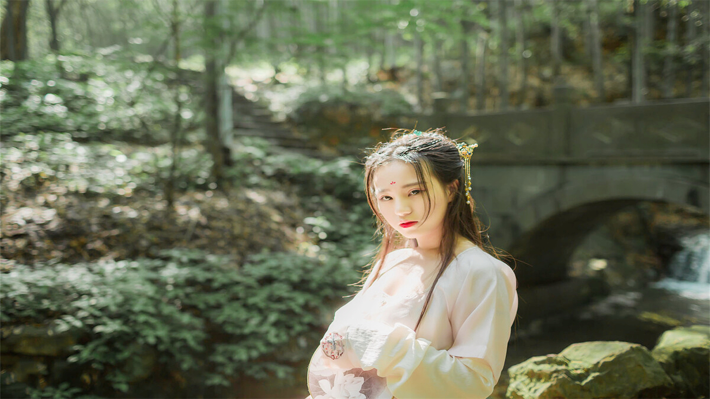 雅茶品禅味,茶烟养性灵