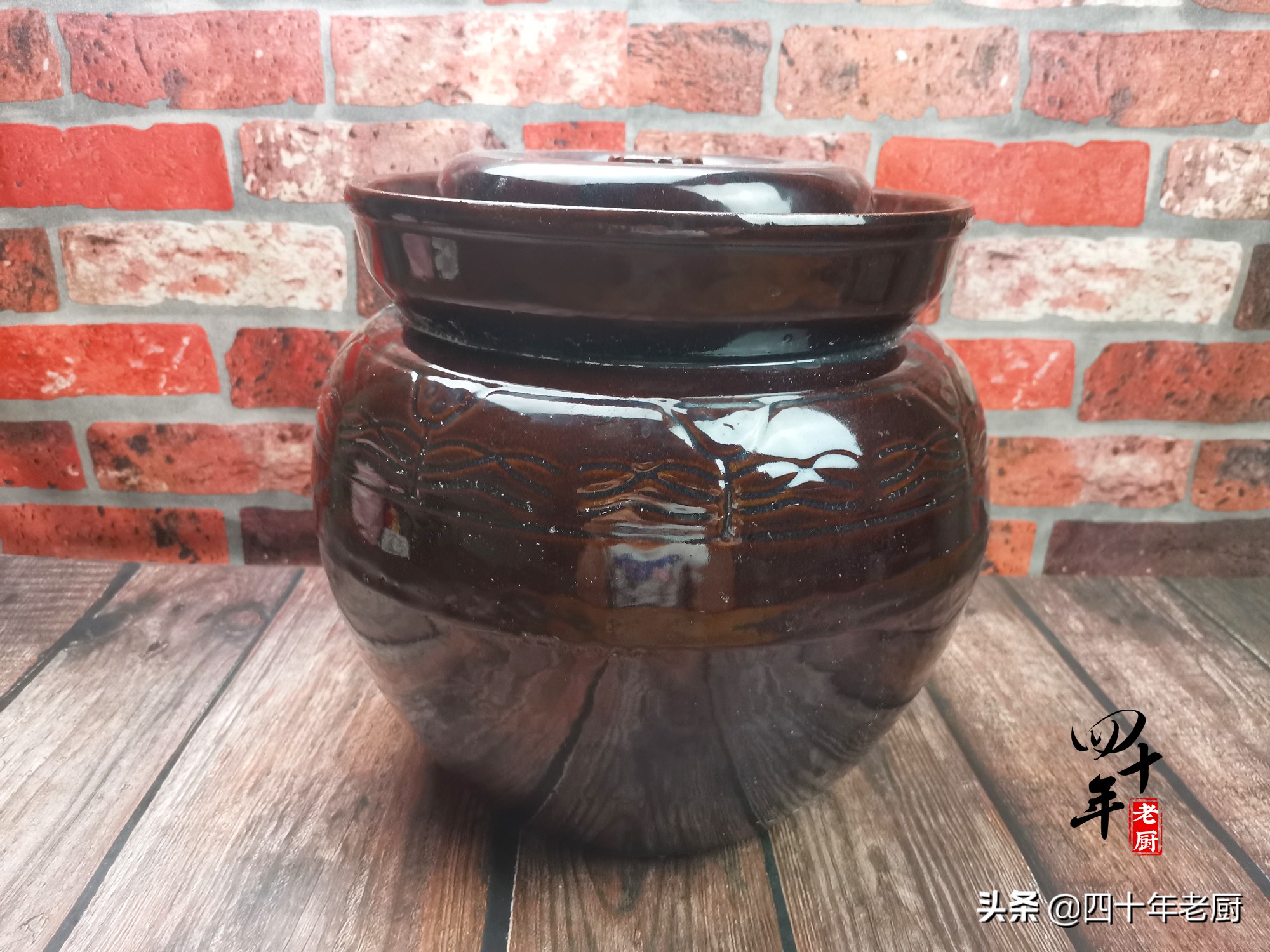 腌鸭蛋出油还不咸最好的方法,腌鸭蛋不流油只需掌握这几个技巧