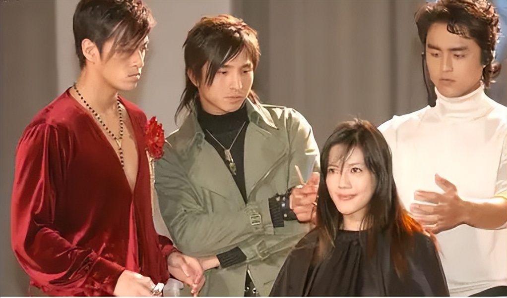 初中生男发型2021流行短发型,初中生发量多头发厚适合什么发型