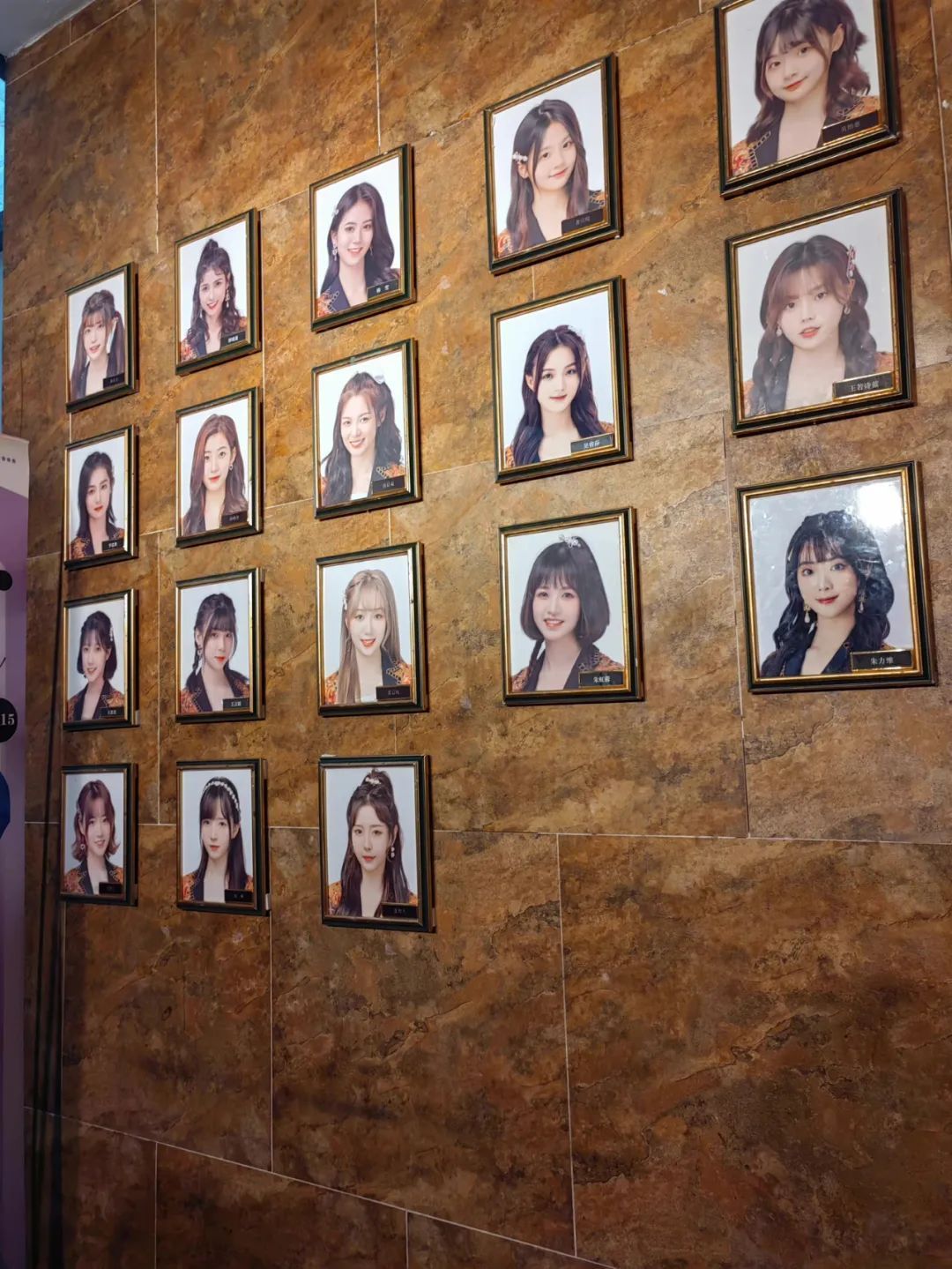 偶像女团与Livehouse，能否抱团求生？