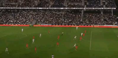 国足0比0战平新西兰，精神面貌有改观