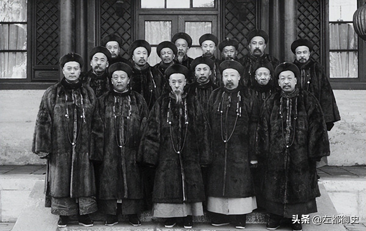 清代的貂皮马褂多少钱啊,清代貂皮旗袍价格