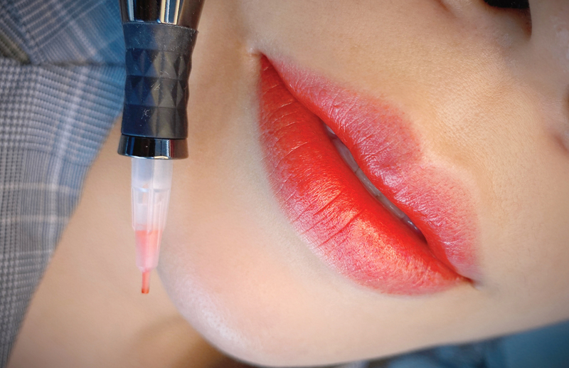 纹眉纹唇致女子脸部过敏,纹眉纹唇修复产品