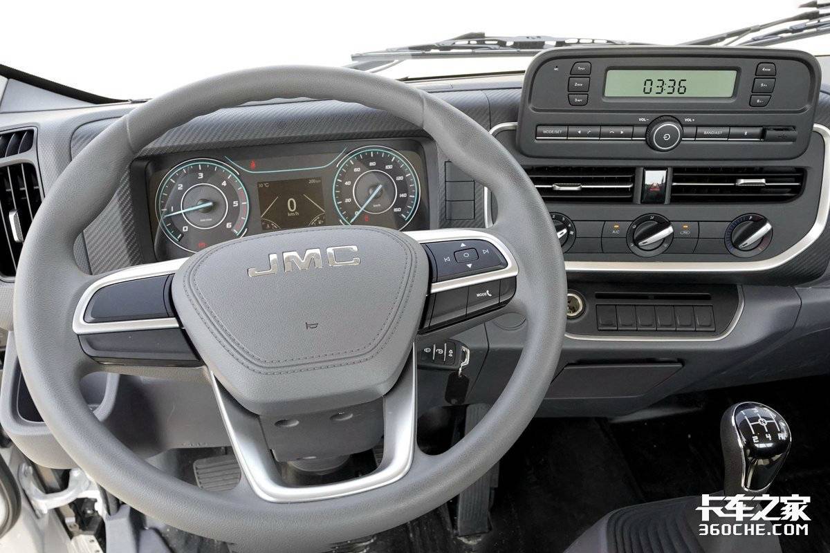 江铃凯运外观,江铃新凯运宽体内饰多宽