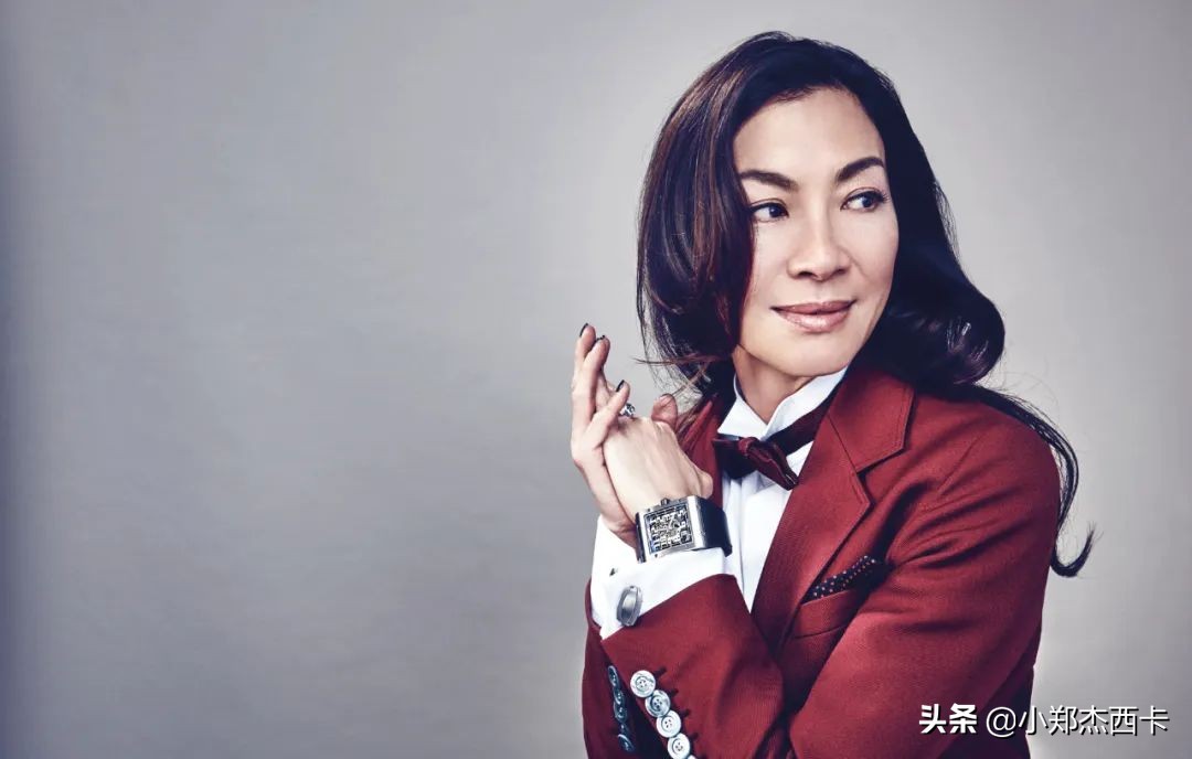 带1000万珠宝进组，谈18年恋爱不结婚，彪悍的人生不需要解释