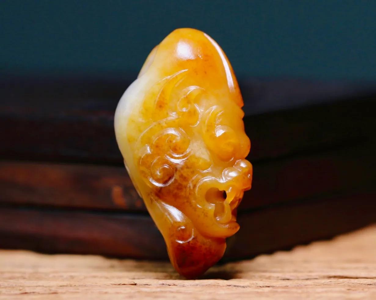 低端黄沁皮籽料值多少钱,籽料黄沁小精品