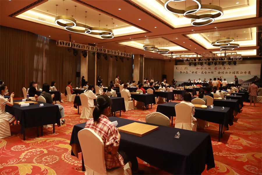 天台山杯吴依铭开门红俞斌：训练是本手比赛下出妙手