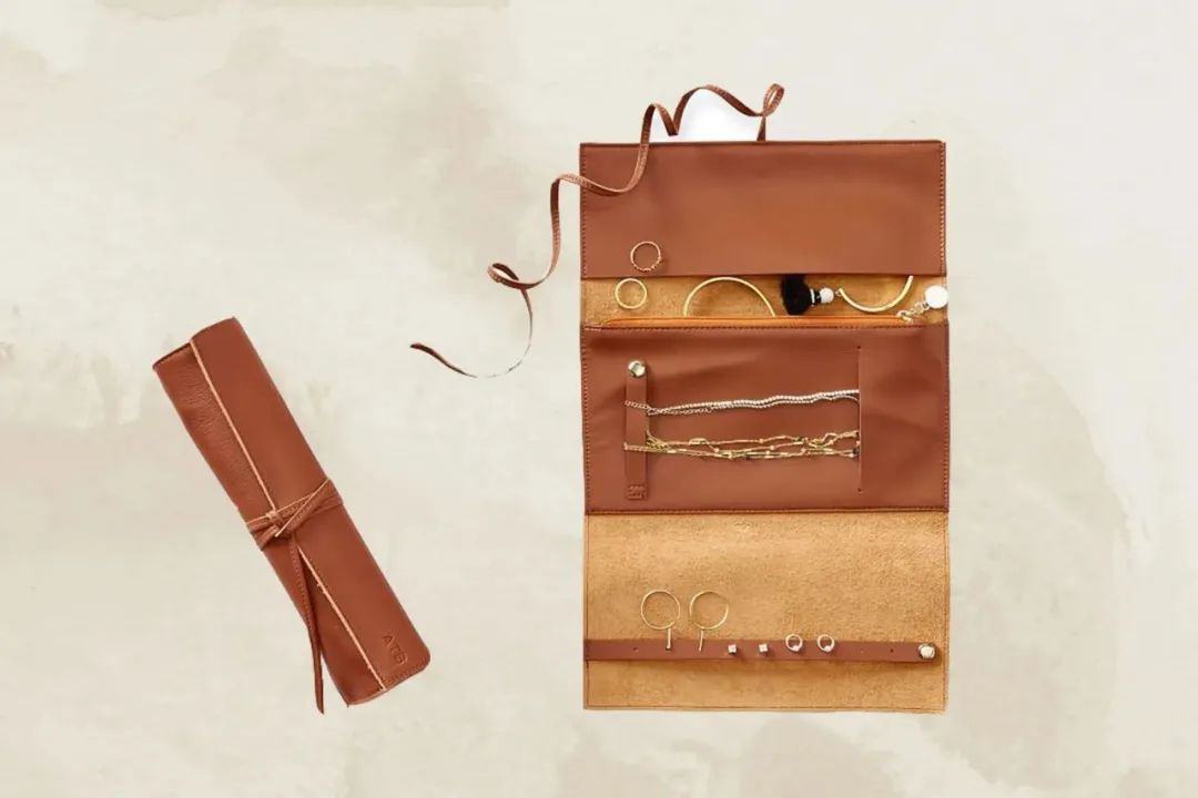 出门怎样带东西方便不拿行李箱,过年出门带什么样的首饰