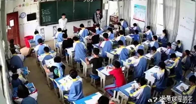 三观炸裂高中,三观直接炸裂原视频