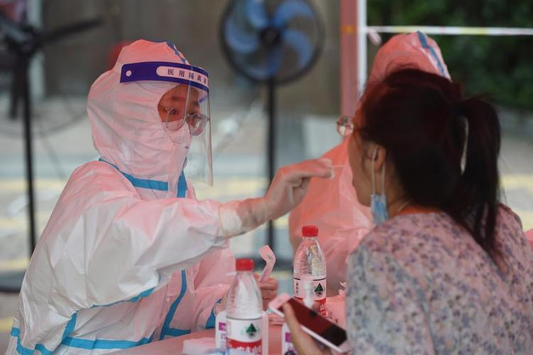 疫情完全放开，阳性感染者到处乱窜，怎么办？钟南山院士给出答案