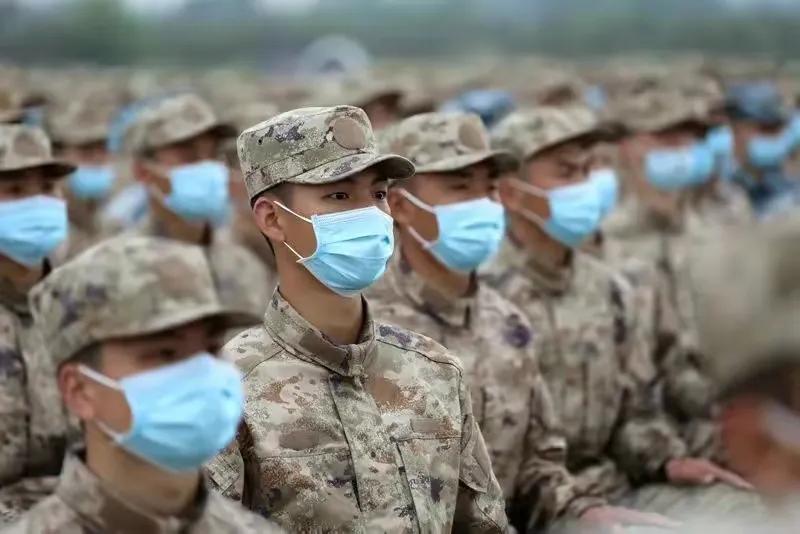 孩子在部队当兵有哪些不能问,孩子当兵去了政府有什么优惠政策