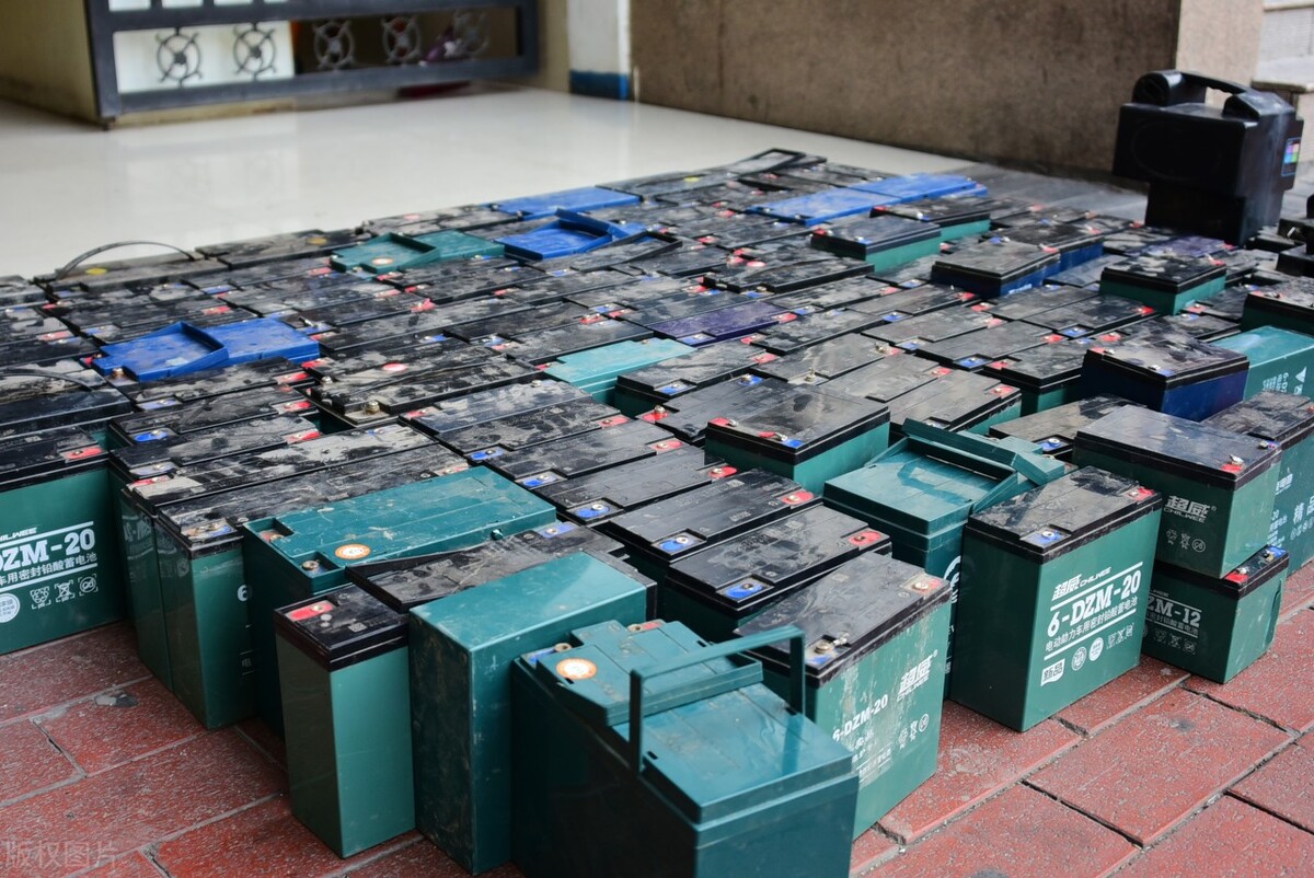 饿死的电动车铅酸电瓶怎样救活,两轮电动车电瓶饿死了怎样激活