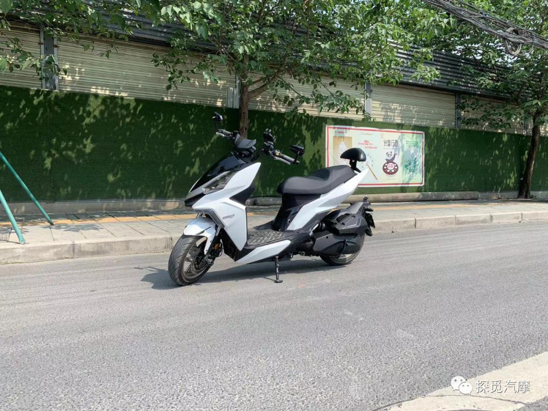 光阳krv180对比三阳drg158,雅马哈nvx155和三阳drg158