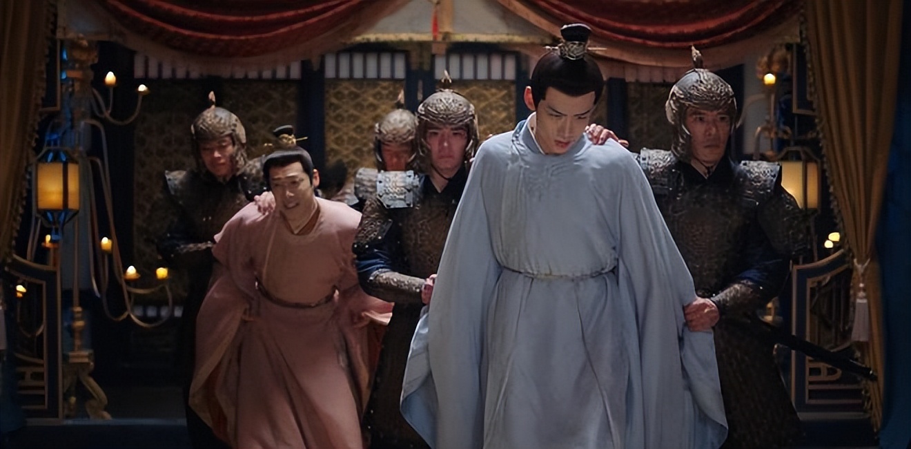 《卿卿日常》：得不到的永远在骚动，被偏爱的总是有恃无恐