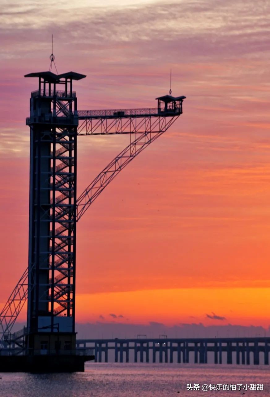 均温22℃，北方这座海滨避暑第一城，去一次相当于环游世界