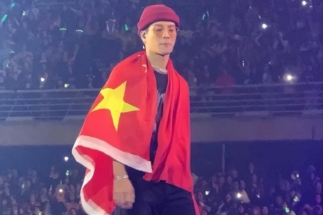 王嘉尔伦敦演唱会怼外媒原因,王嘉尔伦敦演唱会怼外媒评价