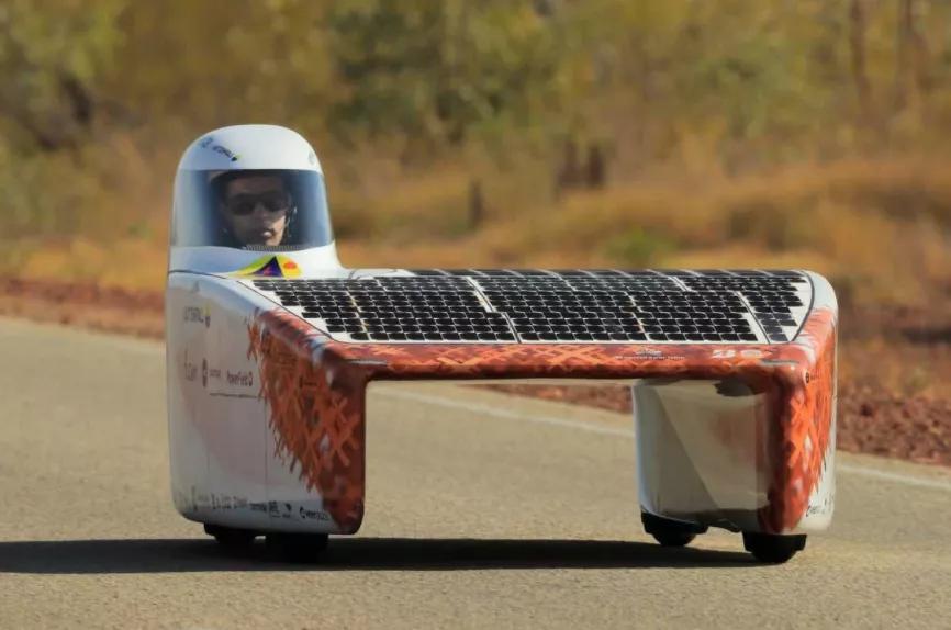 每小时充电30多公里是多少瓦,每小时充电571km