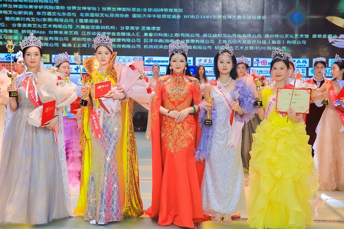 第六届世界女神大赛,蔻墨杯冠军