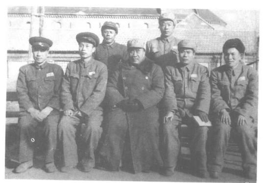 红军进攻被联络员叫停，团长大骂：他是叛徒