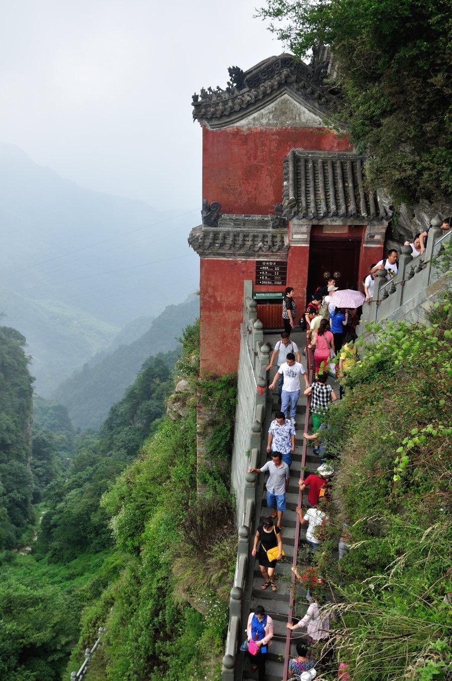 湖北十堰武当山景区怎么免费的,十堰武当山2018年门票多少钱