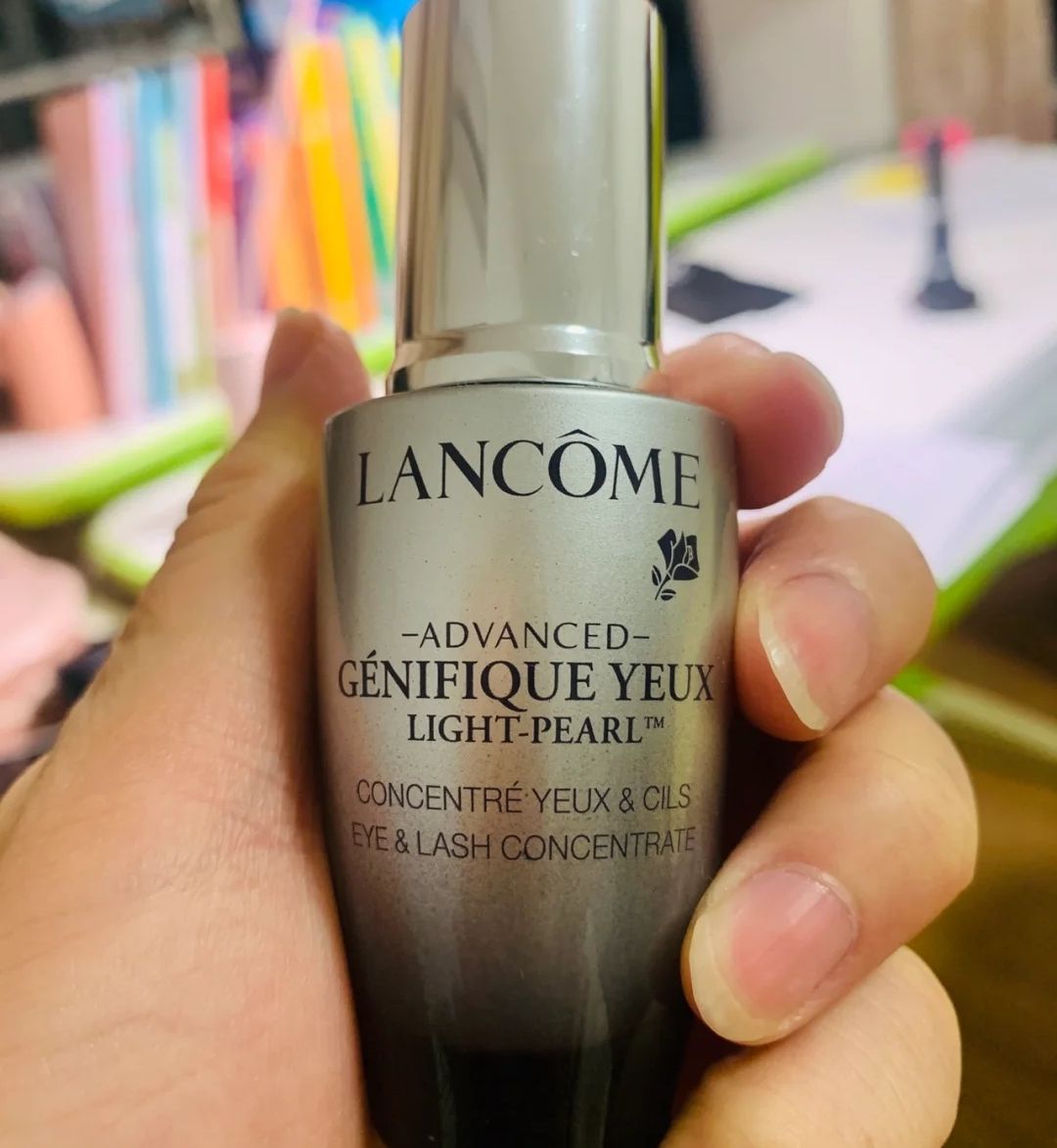 大牌眼精华哪家强？给大家总结几款，淡纹淡暗沉，你用过哪个呢