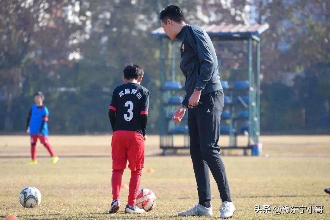 杨昌鹏现在在哪个队,中国克劳奇杨昌鹏