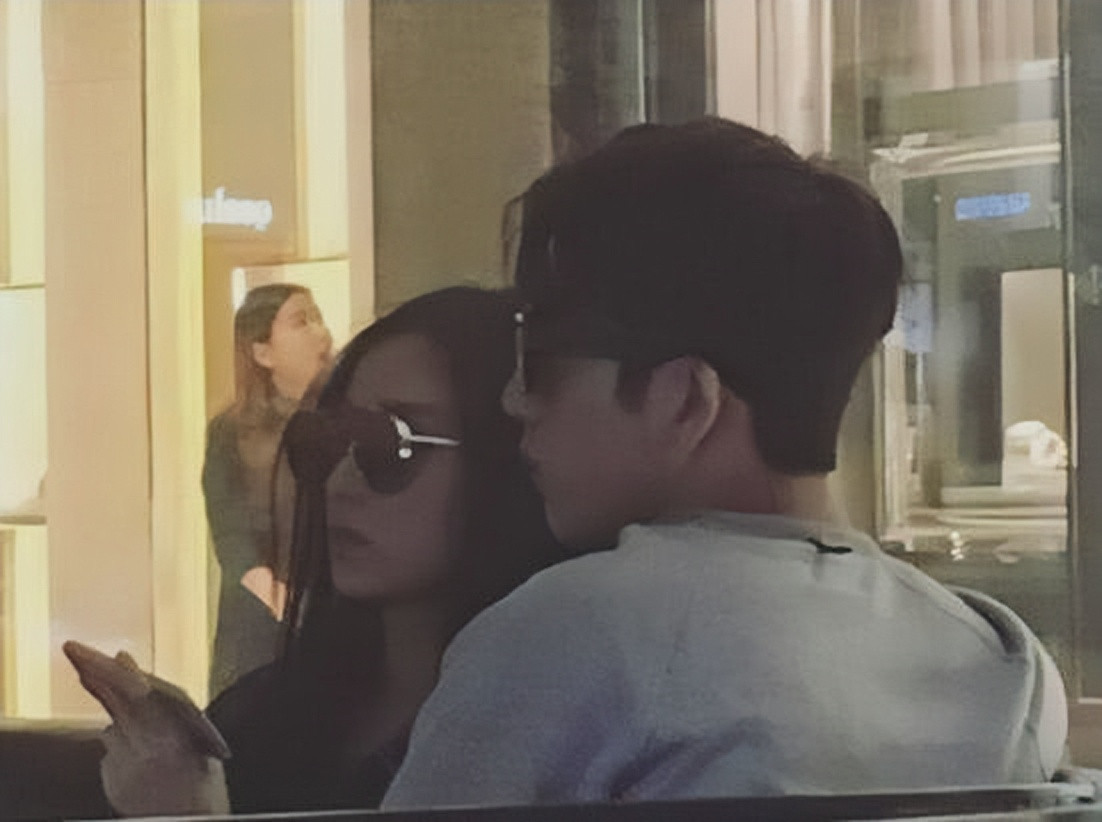 出生28天就被抛弃完整版,出生28天惨遭抛弃