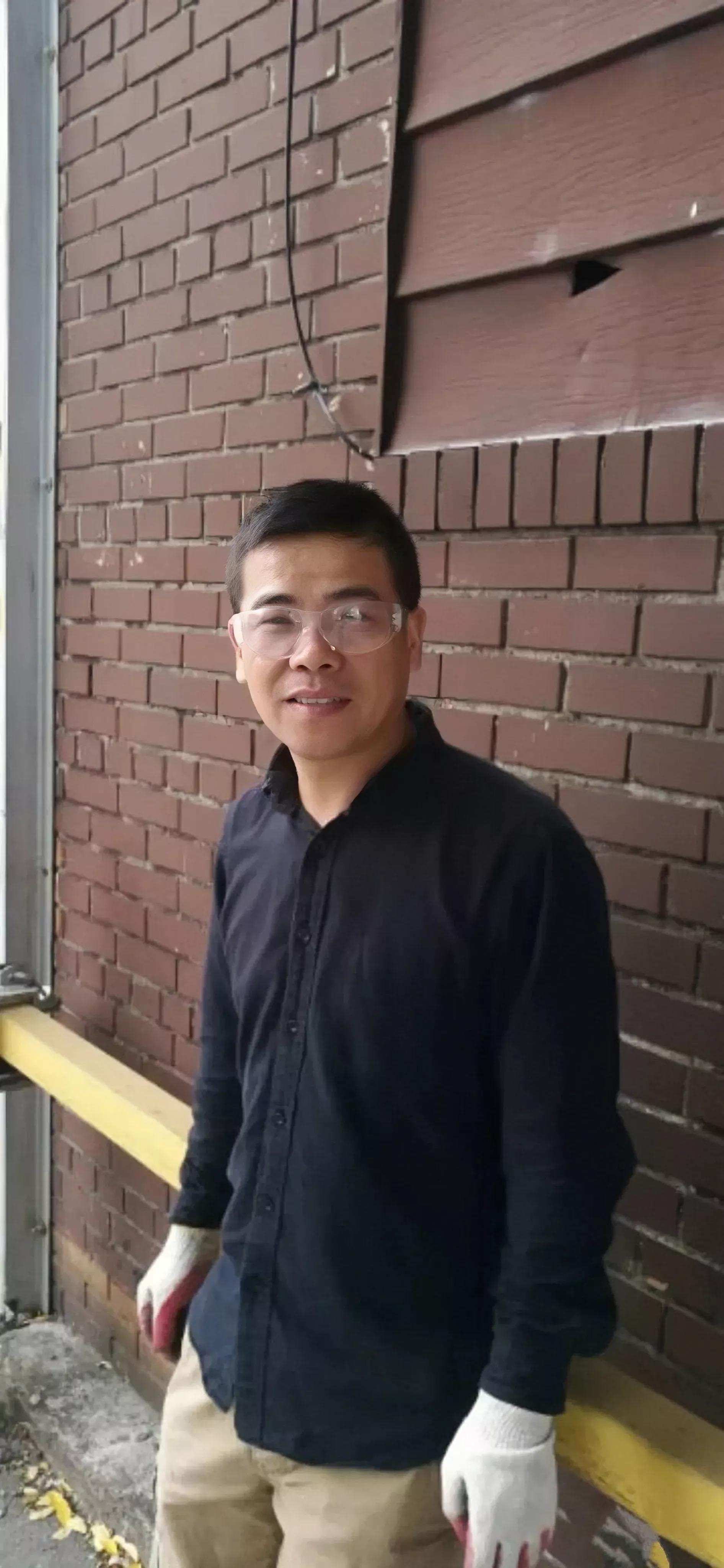 美国开网约车月入5万,小伙开网约车挑战月入两万