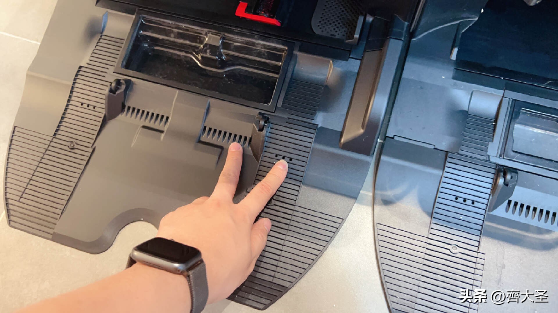 g10spure和p10pro哪个更值得入手,扫拖一体机器人评测石头g20