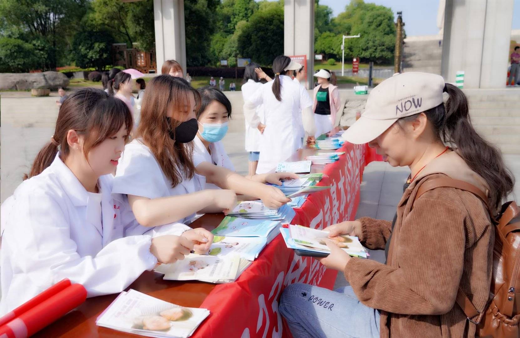 带您走进2020全民营养周活动现场,全民营养日宣传活动