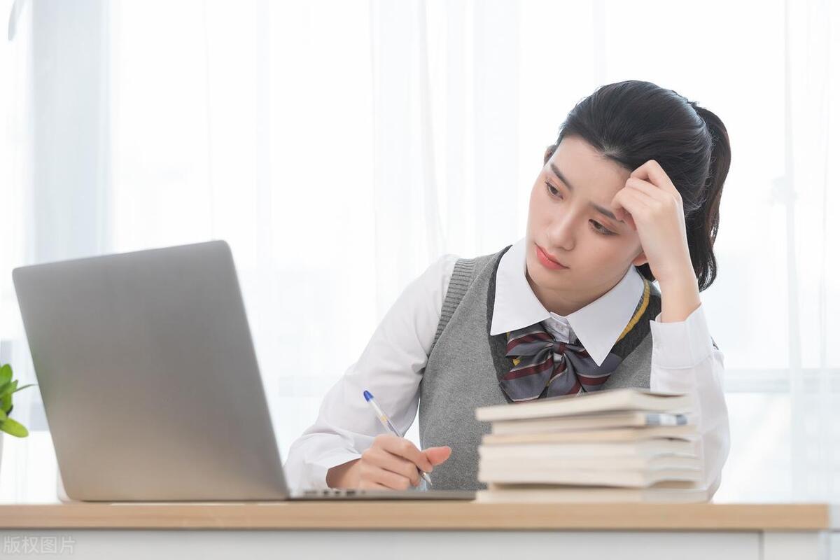 2万多的金手镯丢了心痛,金镯子丢了三千多