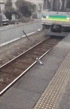 女生衣服上的字母含义,你知道衣服上的字什么意思吗