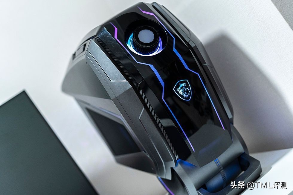来自旗舰顶配的快乐—微星宙斯盾Ti5（12th）游戏主机评测