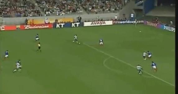 06年世界杯法国vs巴西齐达内,1998年法国世界杯齐达内一战称王