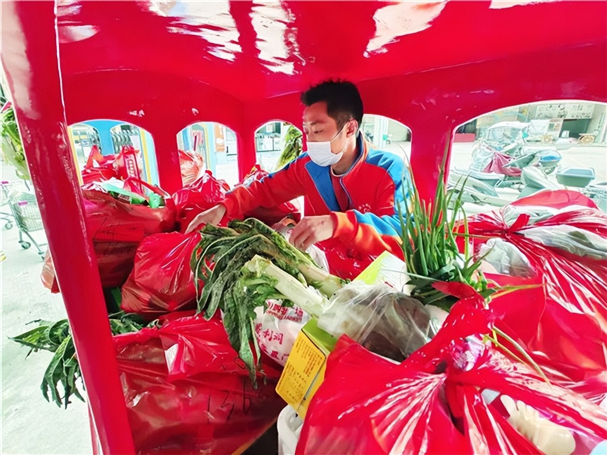 【“洛”实战疫必“江”胜利】小火车变“外卖车”一次配送300单