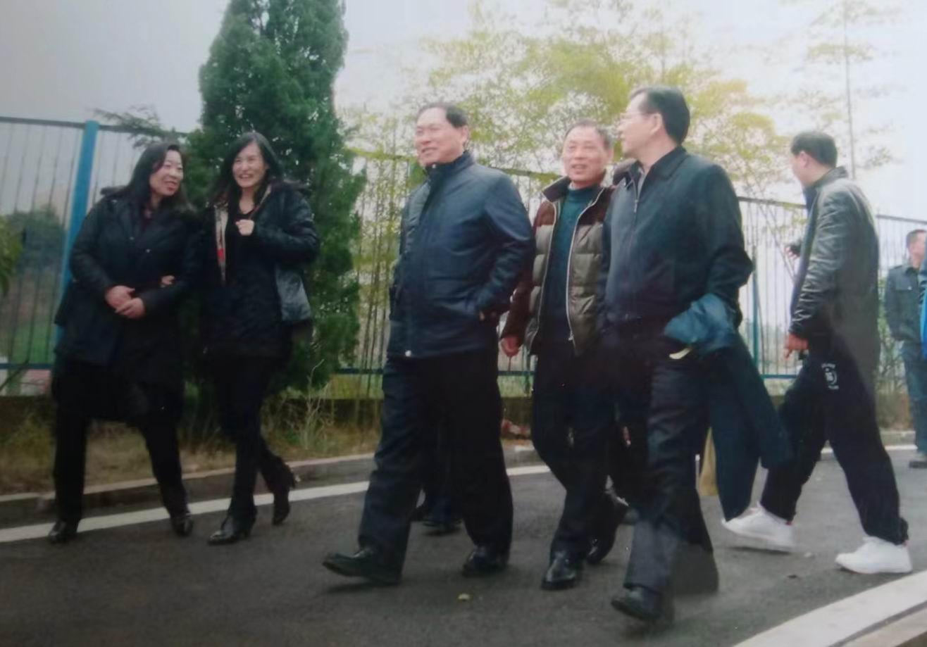 椋庨洦浜虹敓鍑犲崄杞藉畬鏁寸増,椋庨洦浜虹敓瀛欑珛鑷ｅ洖蹇嗗綍