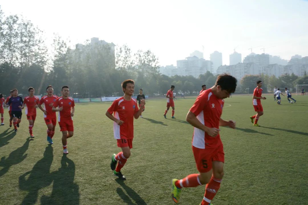 足球少年|西外苟旭辉:狗哥,捡下球