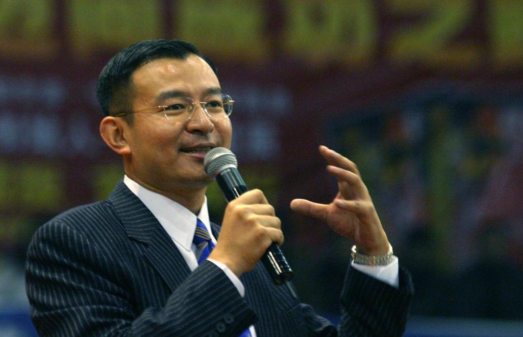 陈安之月入百万,108万元拜师陈安之成为其终极弟子