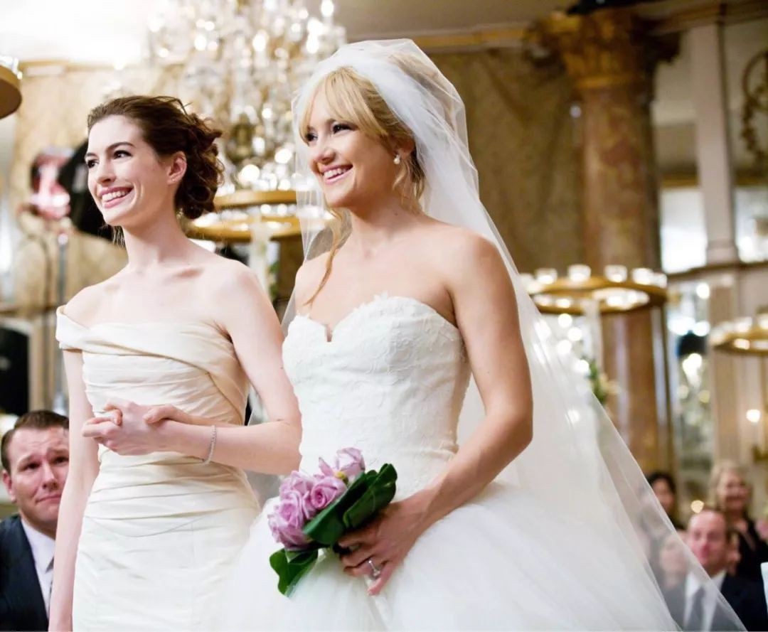 72岁王薇薇晒近照,王薇薇年轻写真照