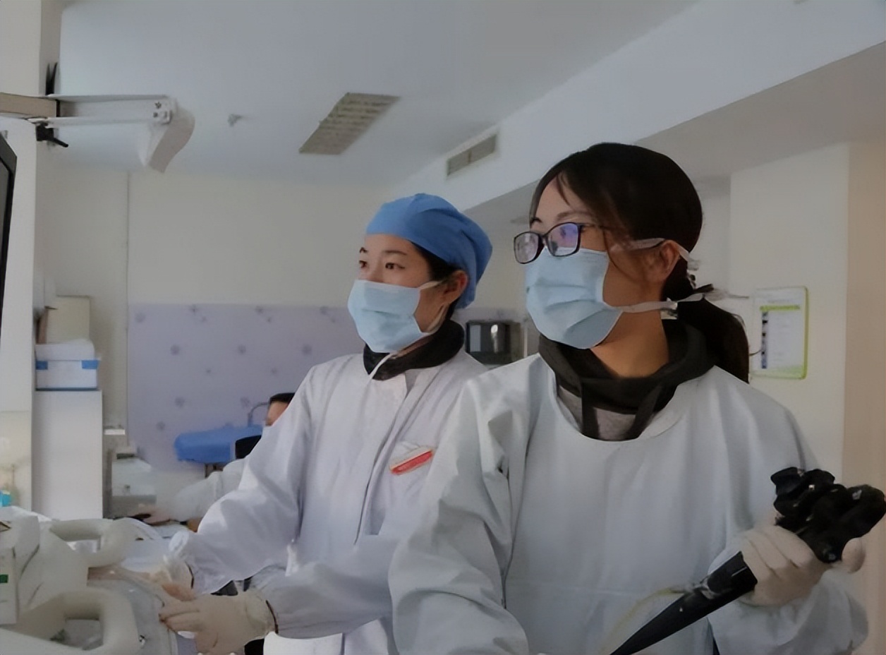 无痛胃镜和普通胃镜的区别有什么,无痛胃镜和普通胃镜区别在哪