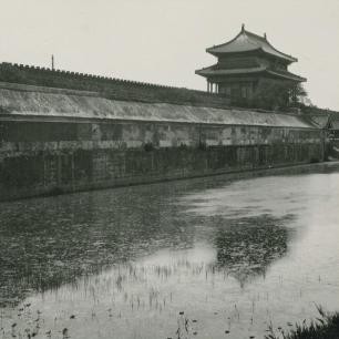 变态纳粹,纳粹德国屠杀犹太女人