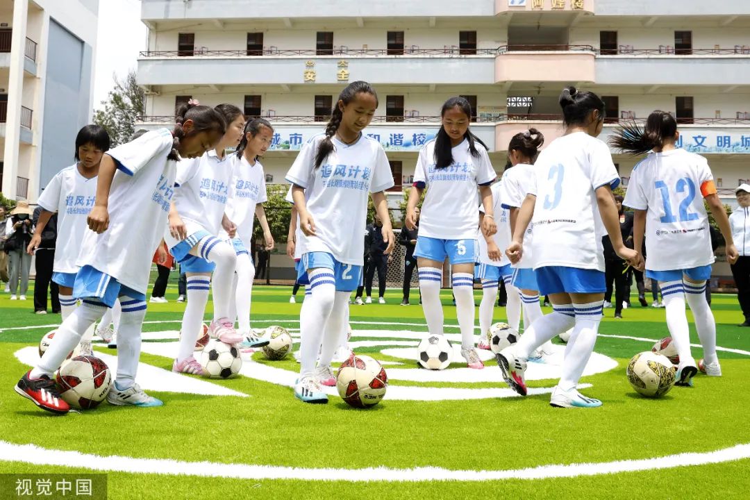 古人赞美运动的经典诗句,古代关于足球的诗句