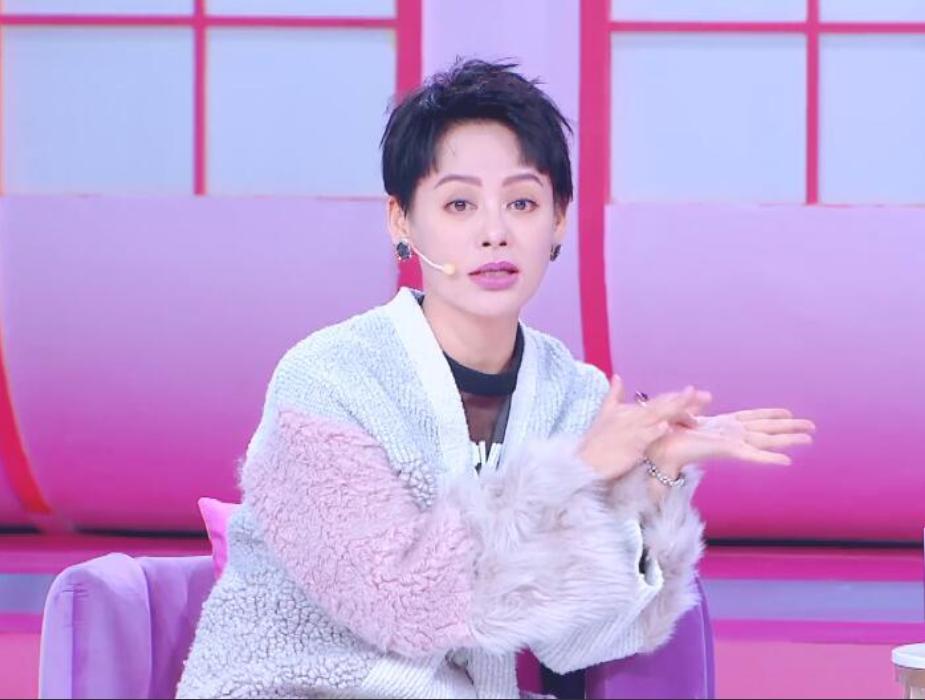 女星为保养有多拼？痔疮膏、开塞露变护肤单品，烂菜叶用来做酵素