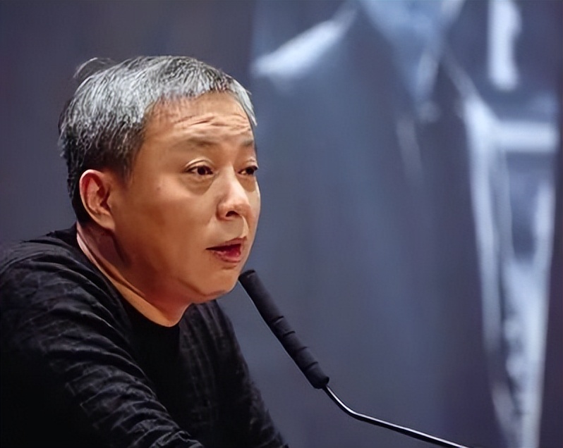 半年亏3亿,自嘲“街头乞丐”!昔日上海首富,摊牌了