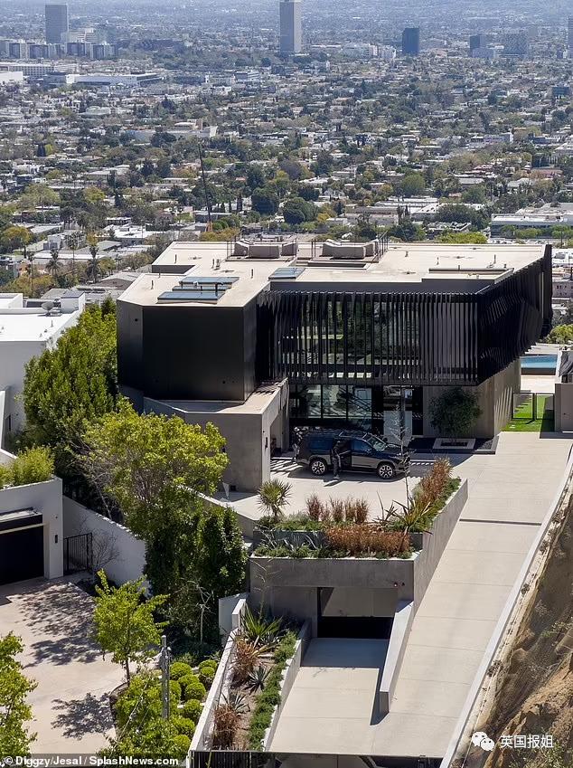 男子彩票中1.28亿,美国小伙买彩票狂中10亿美元